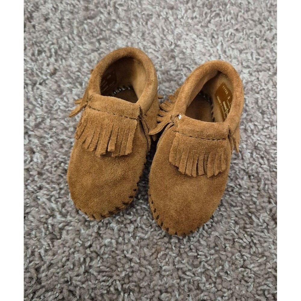 Minnetonka leather moccasins size 3 toddler